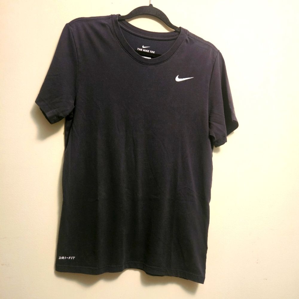 The Nike Tee Nike Dri-Fit T-Shirt Black Mens Sz S Workout Exercise Gorpcore